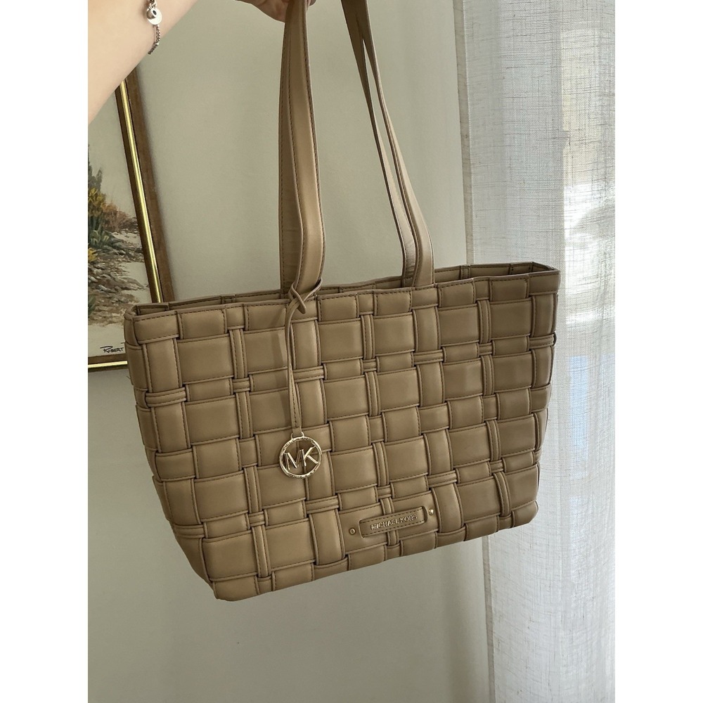 MICHAEL KORS‎ Ivy East West Medium Woven Vegan Leather  Women's Tote  CAMEL Tan